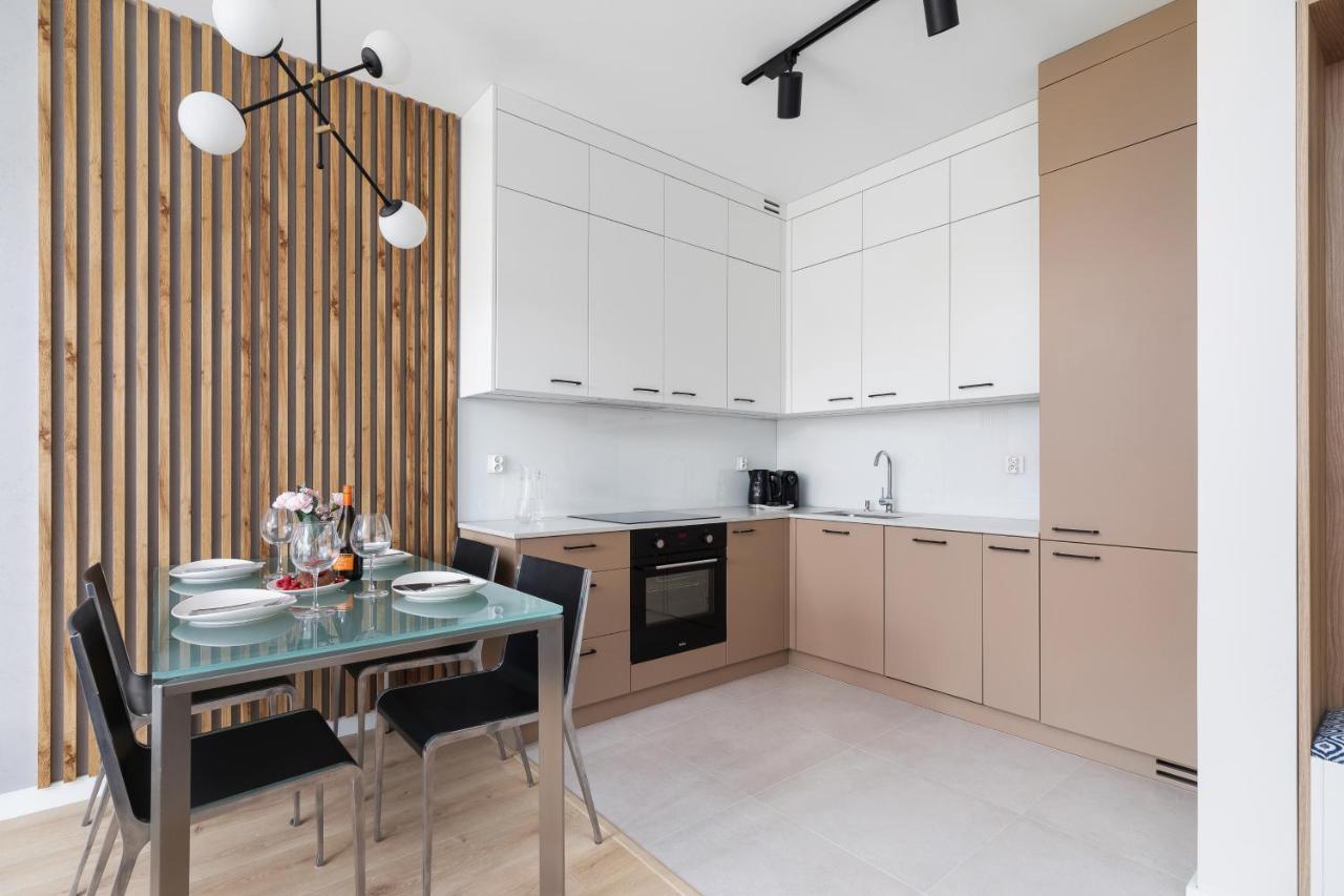 Lotniczowka Apartments By Renters Prestige Krakow Dış mekan fotoğraf