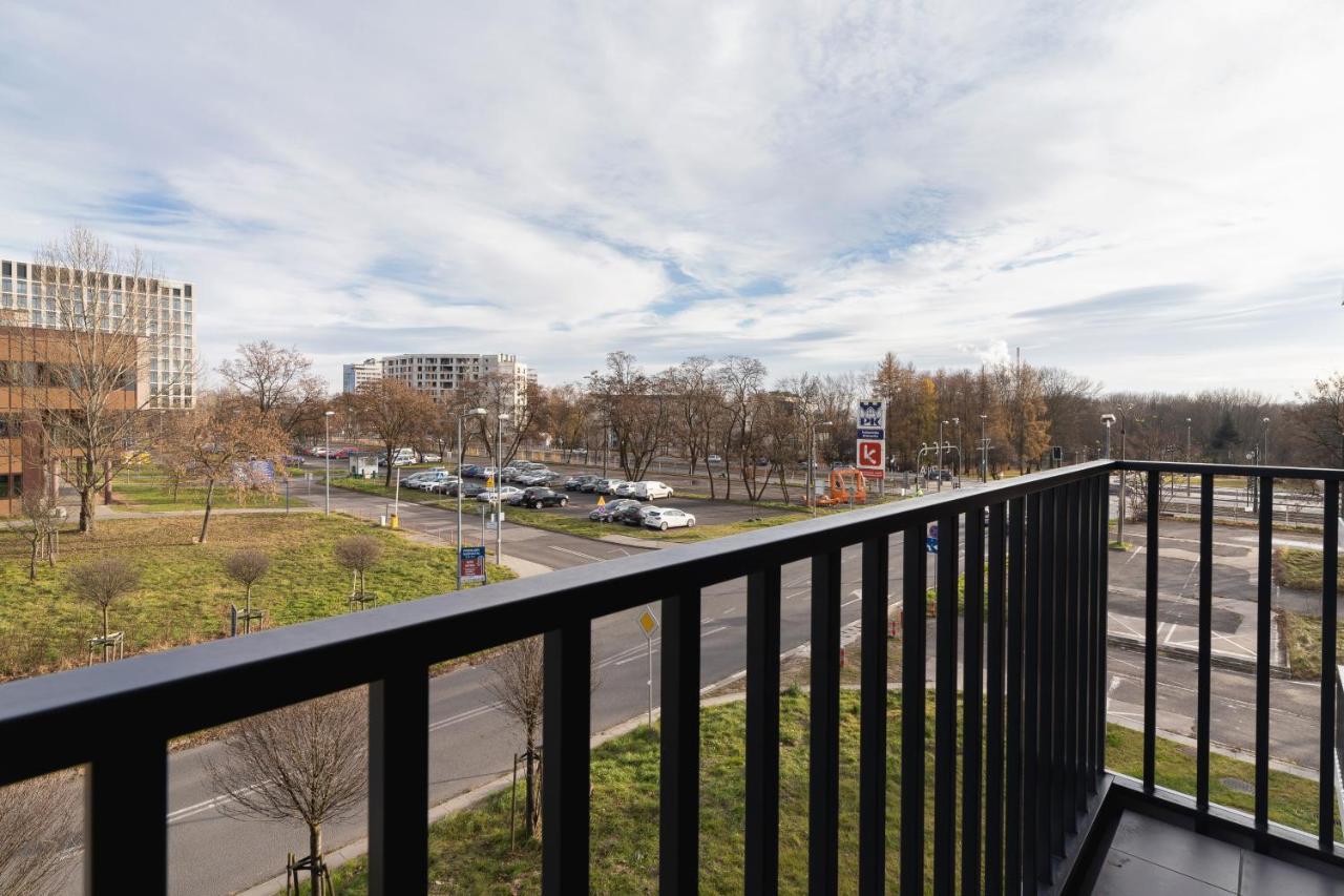 Lotniczowka Apartments By Renters Prestige Krakow Dış mekan fotoğraf