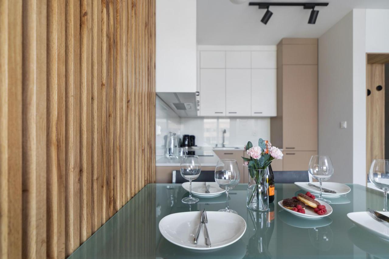 Lotniczowka Apartments By Renters Prestige Krakow Dış mekan fotoğraf